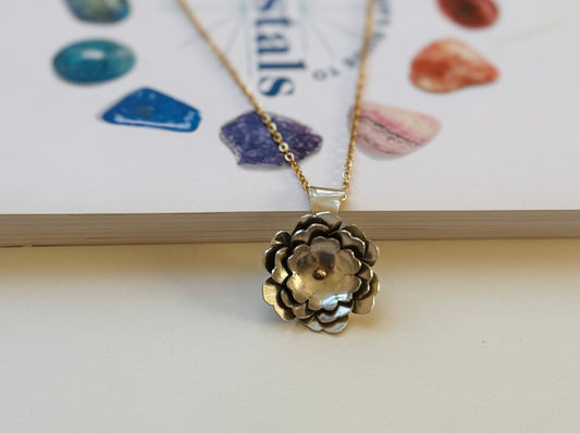 Chrysanthemum Necklace